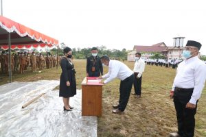 Lantik BPD Seluruh Kabupaten Landak, Ini Pesan Bupati Landak