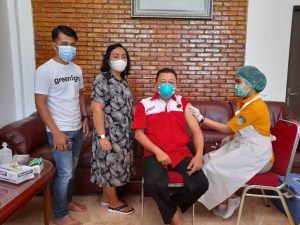 Vaksinasi COVID-19 Aman, Cornelis : Jangan Sebar Berita Hoax 