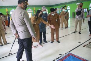 H-2 Idulfitri, Bupati Landak Cek Prokes di Masjid