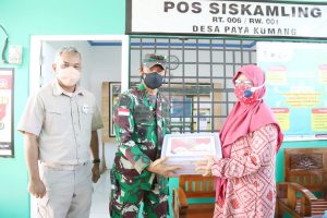 Pangdam XII/Tanjungpura Kunjungi Satgas PPKM Skala Mikro Desa Paya Kumang