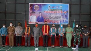 Bupati Kapuas Hulu Membuka Pelaksanaan Vaksin di Kecamatan Bika