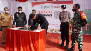 Bupati Kapuas Hulu resmikan Delapan Puskesmas