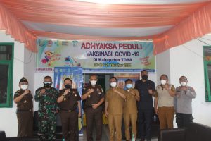 Kajati Sumut Apresiasi Vaksinasi Adhyaksa di Balige