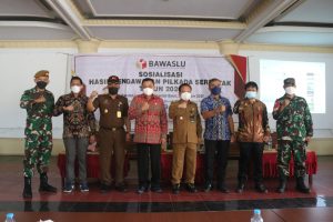 Wabup Landak Dampingi Cornelis Sosialisasi Hasil Pengawasan Pilkada Serentak 2020