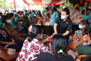 Kunker ke Pakumbang Bupati Landak : Stunting Prioritas Program PKK