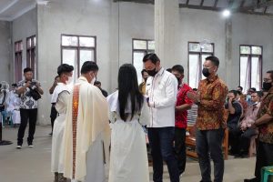 Bupati Kapuas Hulu Rayakan Natal Bersama di Kenepai Komplek