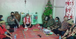 Hadiri Pelantikan Timanggong Binua Sebau, Ini Pesan Kapolsek Menjalin