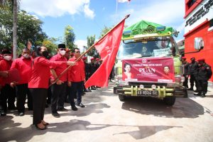 PDI Perjuangan Kalbar Salurkan 100 Ton Beras dari Puan Maharani