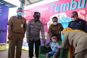 Sekda Kapuas Hulu Hadiri Peluncuraan Vaksinasi Serentak Khusus Anak di Kalbar