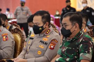 Pangdam dan Forkopimda Kalbar Hadiri Vaksinasi Serentak