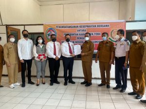 Berikan Pengamanan Pembangunan Ekonomi, Kejari Tobasa MoU Bersama Pemkab Toba
