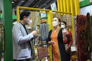 Pameran INACRAFT 2022, Angeline Fremalco : Daun Kratom Menjadi Perhatian Dewan Juri