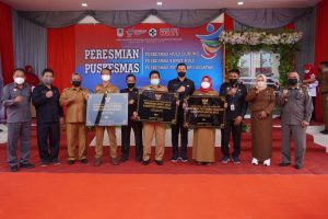 Bupati Kapuas Hulu Resmikan Tiga Puskesmas