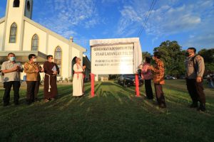 Resmikan Gereja Katolik Santo Petrus, Bupati Landak Ajak Umat Bertumbuh Dalam Iman
