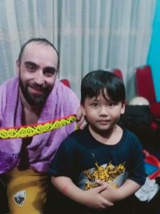 Viral, Bocah Asal Kapuas Hulu Hadiahkan Tengkulak Manik ke Ricardinho
