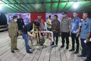 Bupati Kapuas Hulu Buka Gawai Dayak di Sungai Putat