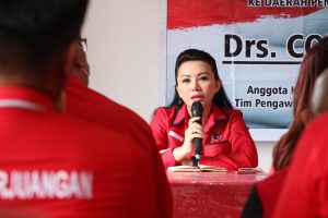 Karolin Laksanakan Konsolidasi Kader PDI Perjuangan DPC Landak