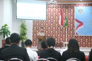 Keynote Speaker Pelantikan Kadin Landak, Karolin : Kadin Harus Bantu Ekonomi Desa