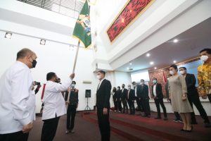 Pj Bupati Landak Hadiri Pelantikan Kadin Landak