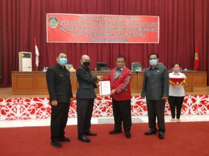 Samuel Hadiri Sidang Paripurna di DPRD Landak