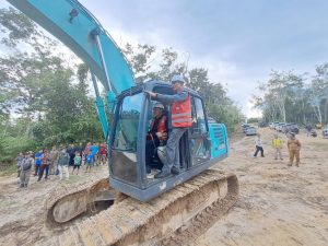 Sis Launching Peningkatan Jalan Seberu – Nanga Lungu