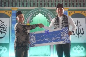 Wabup Kapuas Hulu Menutup Khutbatuliftitah Pesantren Al-Jihad Tahun 2022