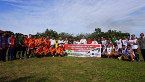 Sis Buka Open Turnamen Sepak Bola Desa Seluan