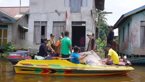 Sis Sediakan Pengobatan Untuk Korban Banjir