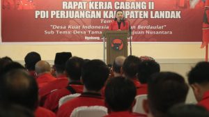 Karolin Buka Rakercab PDI Perjuangan Landak, Heriadi : Kita Harus Jadi Pemenang 3 Kali Berturut-Turut