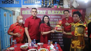 Karolin Dukung Pelestarian Tatung Di Kabupaten Landak