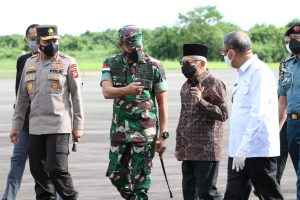 Pangdam XII/Tpr Sambut Kedatangan Wapres di Kalbar