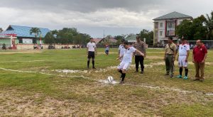 Pj Bupati Landak Buka Turnamen Sepak Bola Bupati CUP