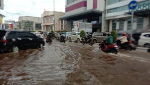 Banjir Pasang Rendam Sebagian Wilayah Kota Pontianak
