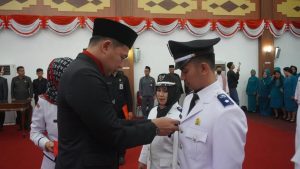 Bupati Kapuas Hulu Lantik 74 Kades Terpilih