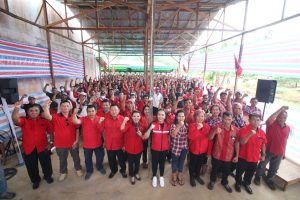 Konsolidasi Partai di Sengah Temila, Karolin Minta PDI Perjuangan Harus Menang