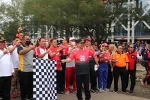 Pemkab Landak Gelar Jalan Sehat dan Senam Massal