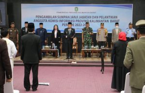 Pangdam XII/Tpr Hadiri Pelantikan Komisioner KI