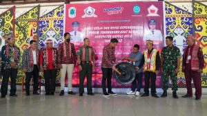 Sis Buka Rapat Forum Ketemenggungan Adat Dayak Kapuas Hulu