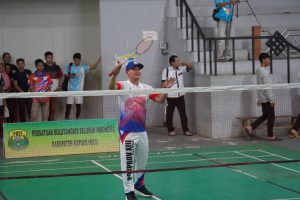 Wabup Kapuas Hulu Buka Kejuaraan Badminton Disporapar Cup
