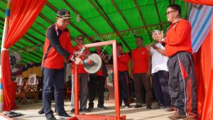 Bupati Kapuas Hulu Buka Porseni Tingkat SD