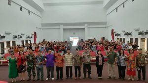 Hadiri Perayaan Natal SMK 1 Ngabang, Anem Ingatkan Siswa-siswi Bergaul Positif