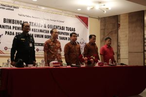 Kaban Kesbangpol Landak Buka Bimtek PPK
