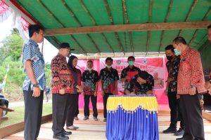 Samuel Hadiri Deklarasi Desa ODF di Desa Bagak