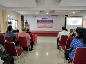 Sekda Landak Vinsensius Buka Seminar Kesehatan