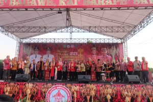 Cornelis Hadiri Kegiatan Budaya Barape Sawa di Sebalo