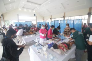 Antusias Masyarakat Hadiri Baksos PMI Pada Perayaan KFS ke 99