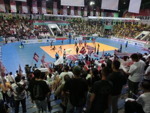 Supporter Sanggau Mengiringi Kemenangan Telak Tim Voli Polres Sanggau