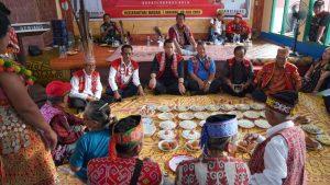 Bupati Kapuas Hulu Hadiri Gawai Ngiling Bidai di Seriang