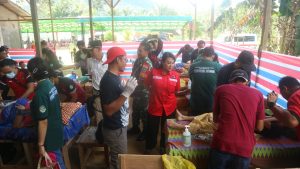 Gelar Sunatan Masal, Karolin : PDI P Hadir Membantu Masyarakat