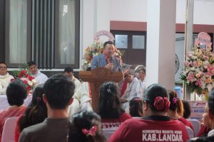 Ulang Tahun Ke 70 Cornelis, Hal Yang Paling Disenanginya Yakni Dapat Menolong Masyarakat